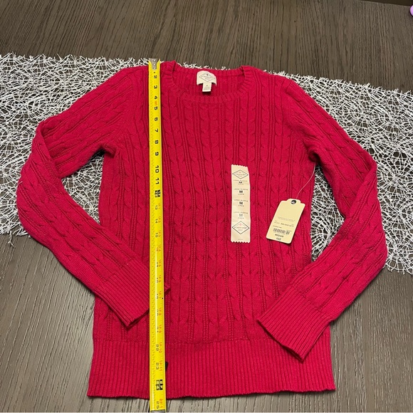 St. John’s Bay crew neck sweater - Picture 9 of 9